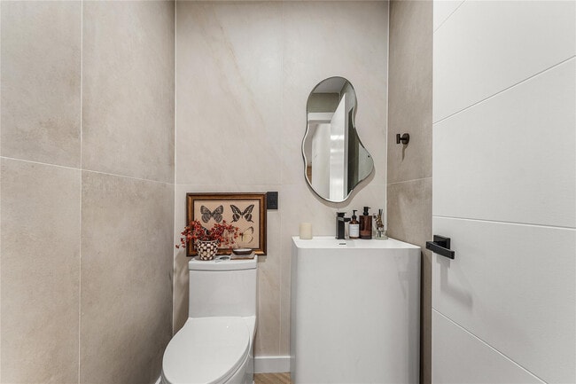 Building Photo - 11338 NW 33rd St