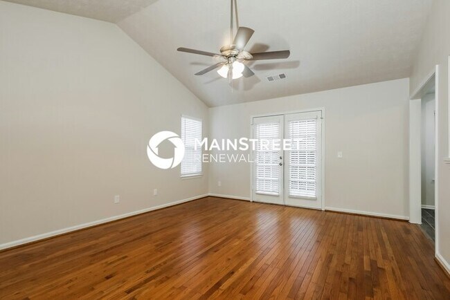 Building Photo - 5 Bedroom Pet-Friendly Home in ELLENWOOD, GA with Main Street Renewal