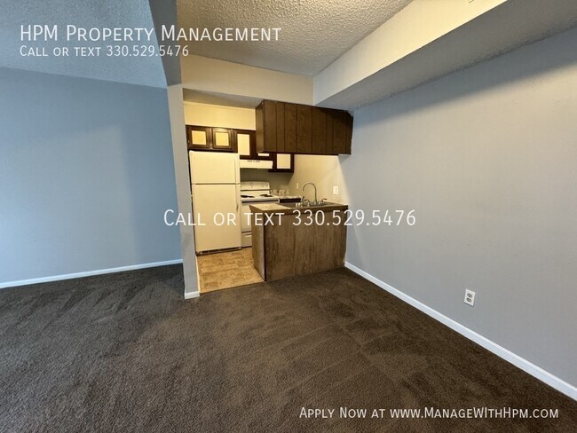 Building Photo - 4233 Middlebranch Ave NE
