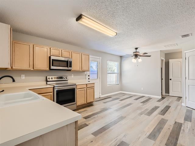 Building Photo - 1320 Blazing Star Trail