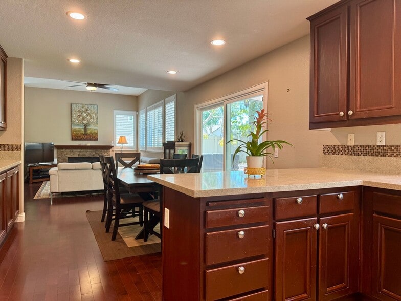 Building Photo - 7624 Pipit Pl