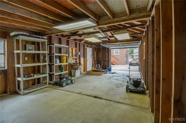 Building Photo - 57 Reed Ave
