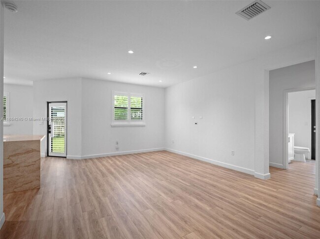 Building Photo - 13362 SW 284th St