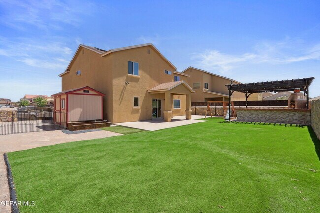 Building Photo - 14508 Shady River