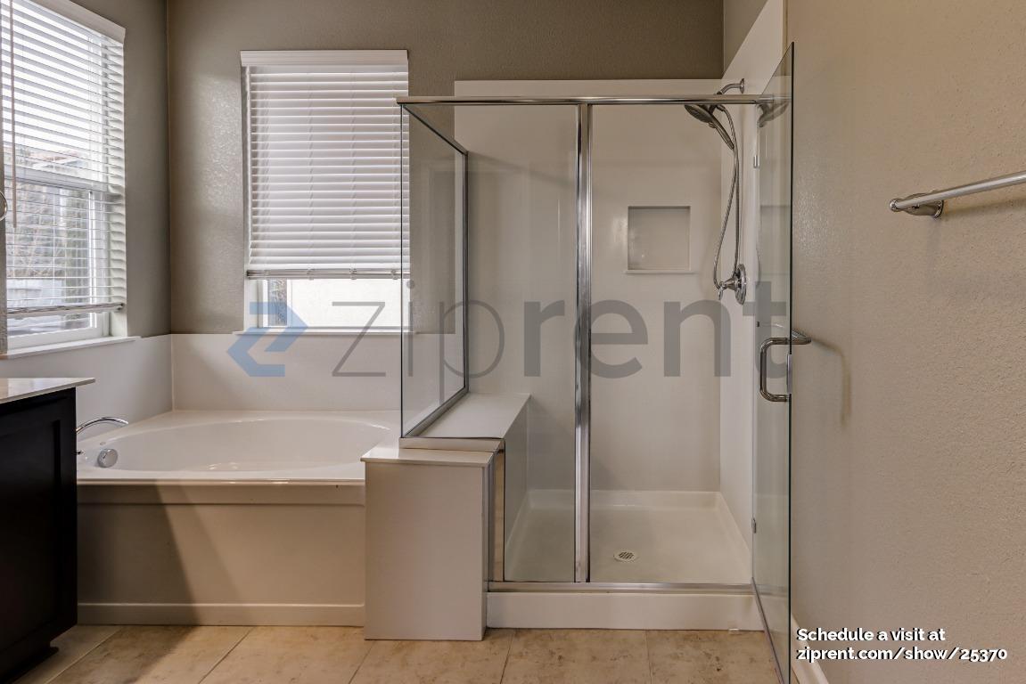 Building Photo - 1465 Durfee Ct