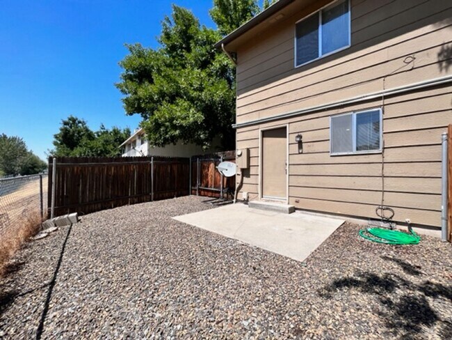 Building Photo - 6529 W Douglas St