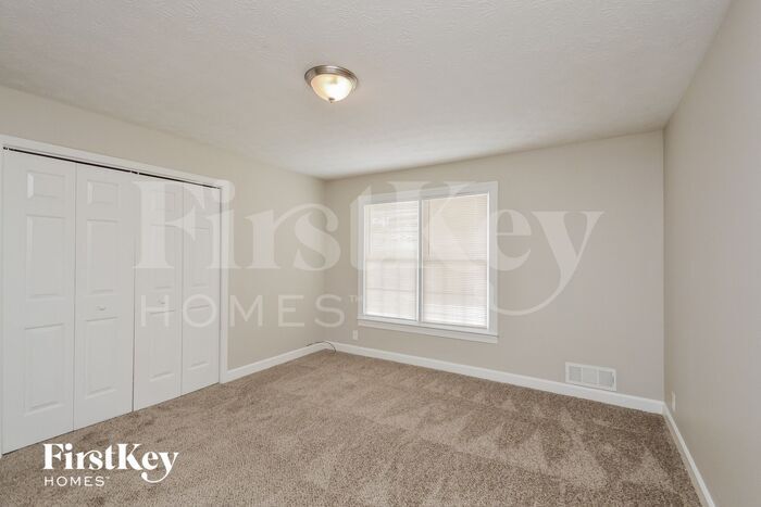 Building Photo - 5224 Parkside Dr SE