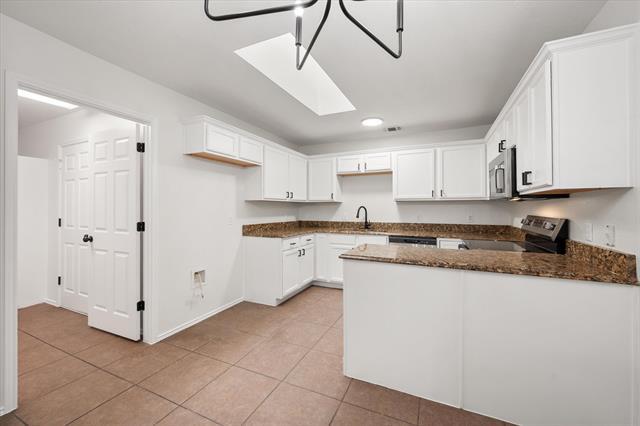 Building Photo - 1627 Wintercrest Rd