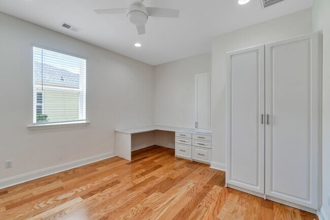 Building Photo - Hidden Gem in Margaritaville Available Imm...