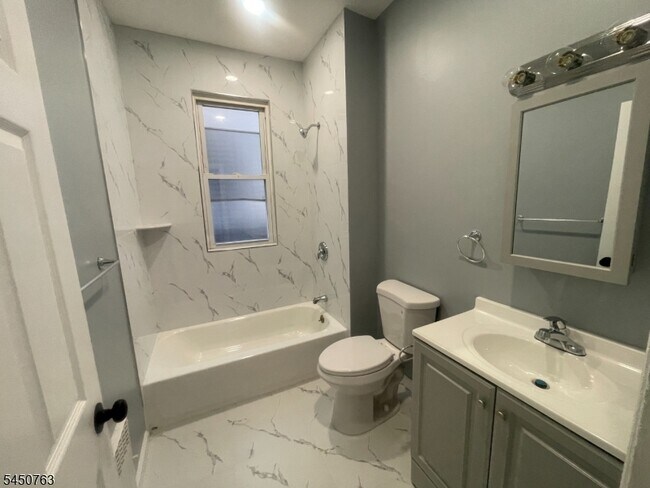 Building Photo - 55 Treacy Ave