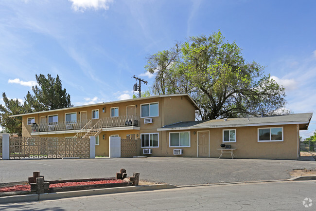 Primary Photo - Northwest Apartments