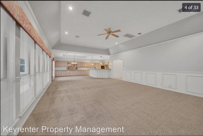 Building Photo - 4 br, 3.5 bath House - 5735 E 79th St