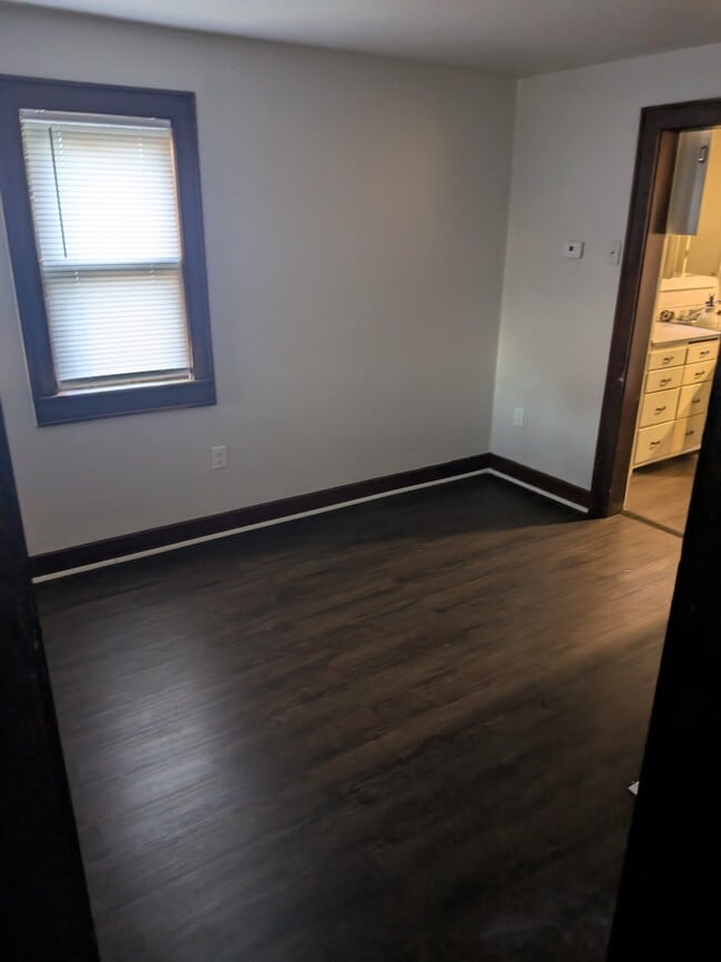 Building Photo - 1820 Harold St