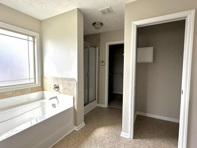 Building Photo - 6311 Jacobs Creek Cir