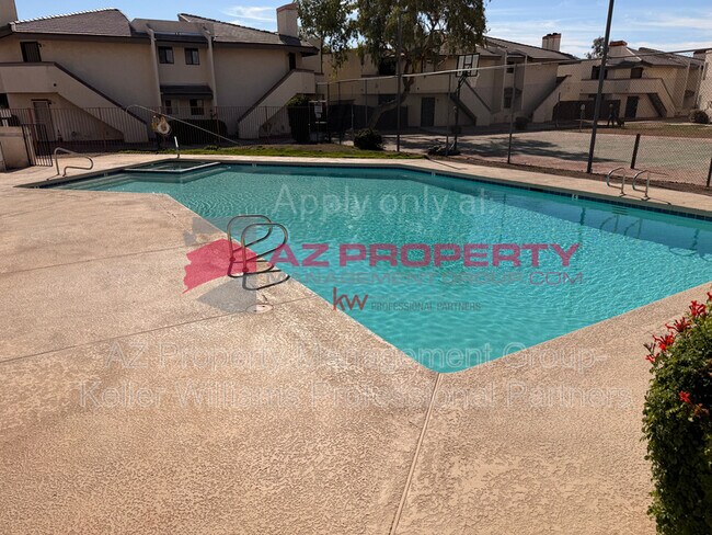 Building Photo - 16402 N 31st St