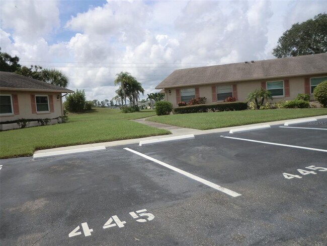 Building Photo - 445 Gloucester Blvd