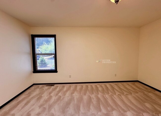 Building Photo - 1331 SW Harbor Vista Cir
