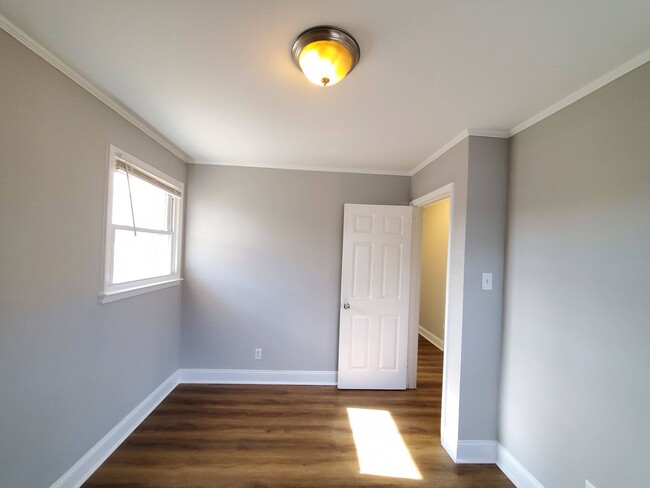 Building Photo - Beautiful Home in Charlotte NC 28216