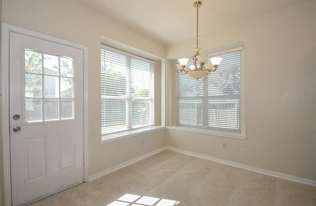 Building Photo - 17407 S Sienna Cove Ln