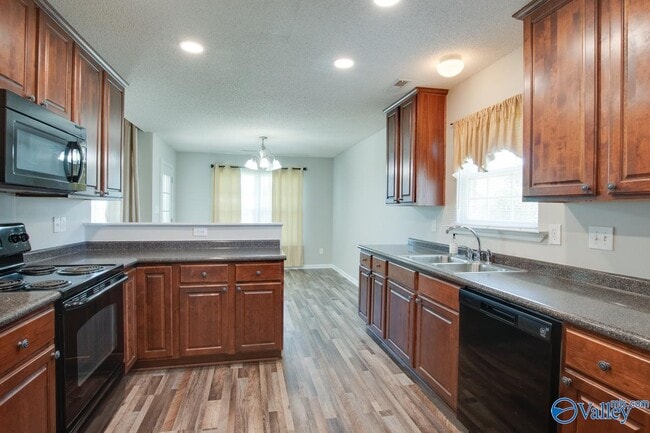 Building Photo - 4808 SE Canterwood Dr