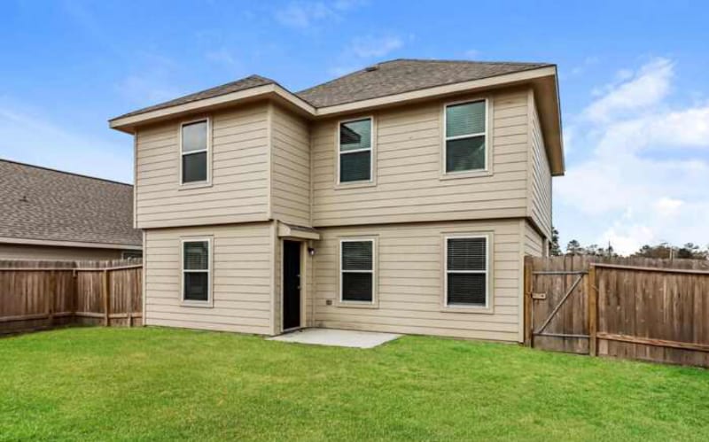 Building Photo - 8601 Wilkins Oaks Dr