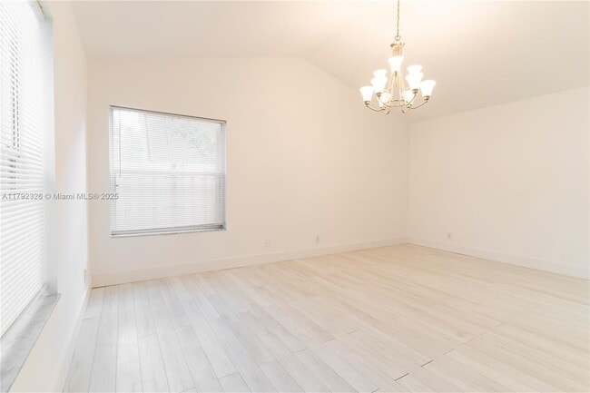 Building Photo - 719 Stanton Dr