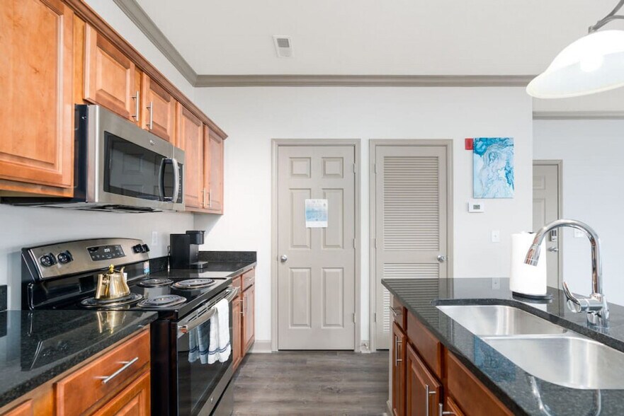 Building Photo - 4825 Cameron Ridge Dr