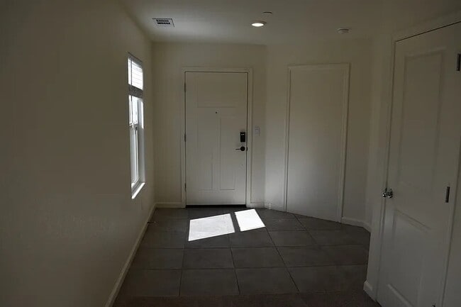 Building Photo - 344 Moab Rim Ct