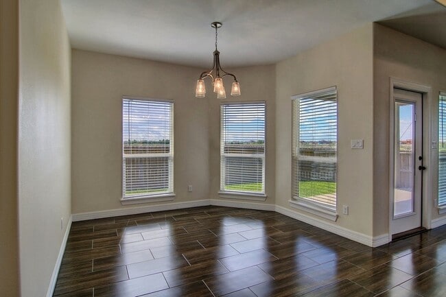 Building Photo - 6701 Stuyvesant Ct