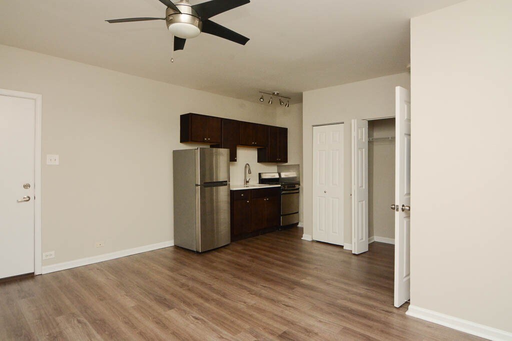 Building Photo - 1627 N Humboldt Blvd