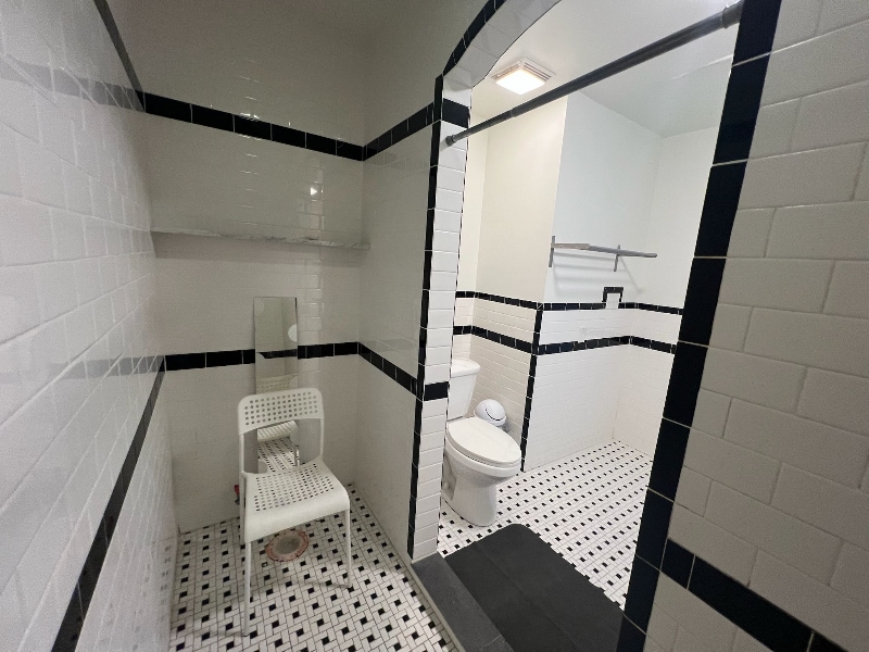 Building Photo - 108 2nd St SW