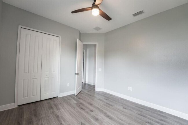 Building Photo - 913 Buckhurst Dr