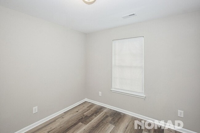 Building Photo - Charming 3BR House in Charlotte