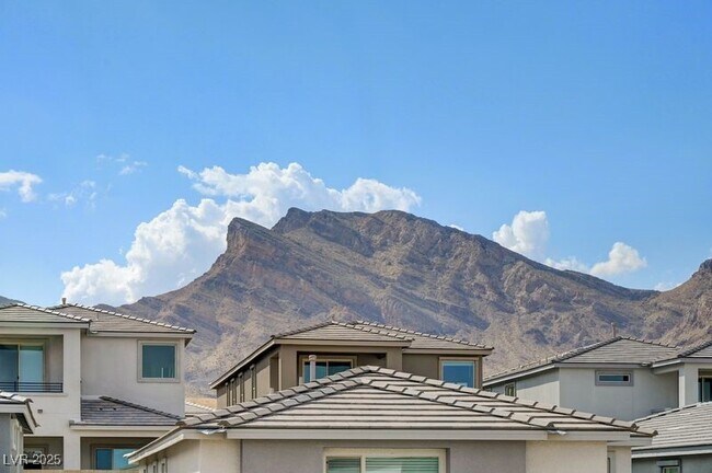 Building Photo - 1550 Rock Kestrel St