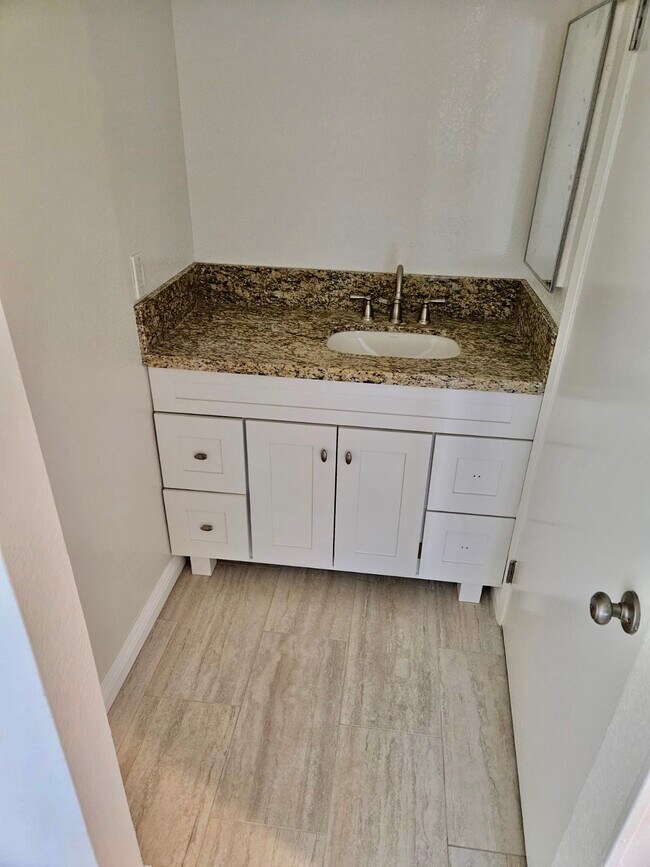 Bathroom Vanity - 2118 Obarr Pl