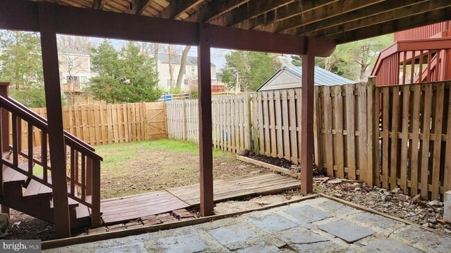 Building Photo - 17619 Longview Ln