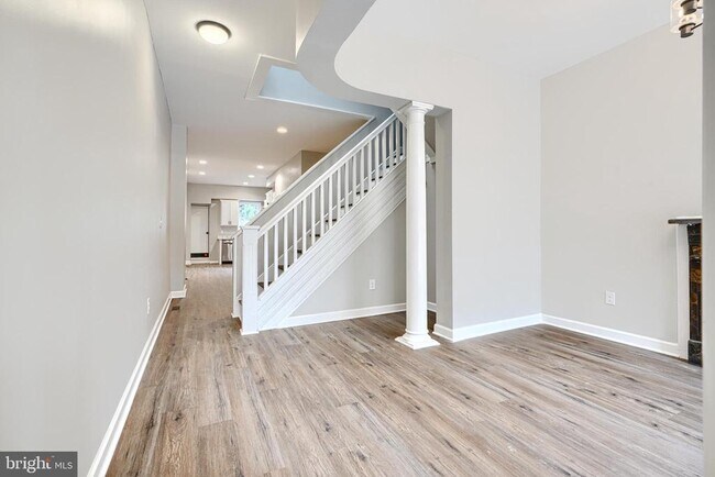 Primary Photo - 1704 E Lafayette Ave