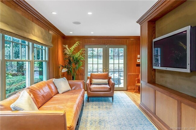 Building Photo - 6 Searles Rd