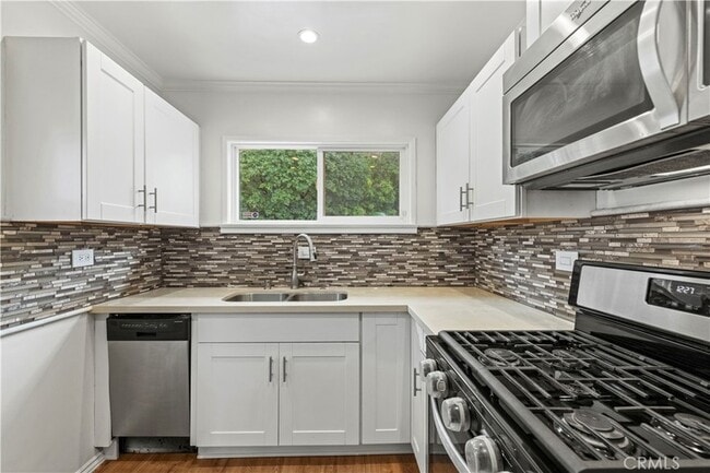 Building Photo - 65 Grace Terrace