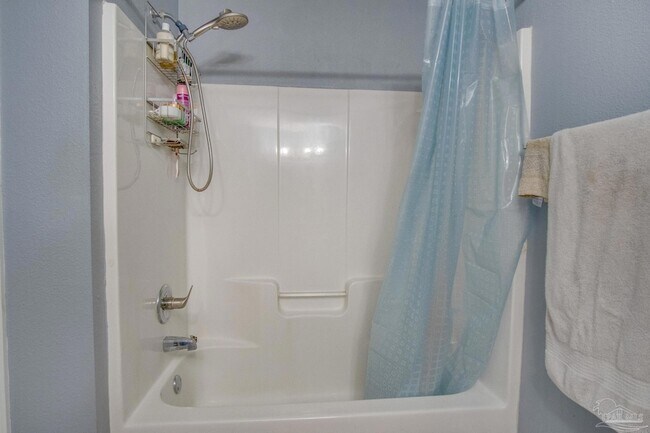 Building Photo - 2005 Tujaques Pl