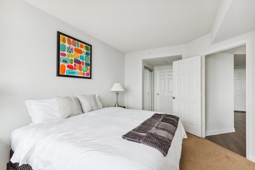 Building Photo - 3901 17th St N