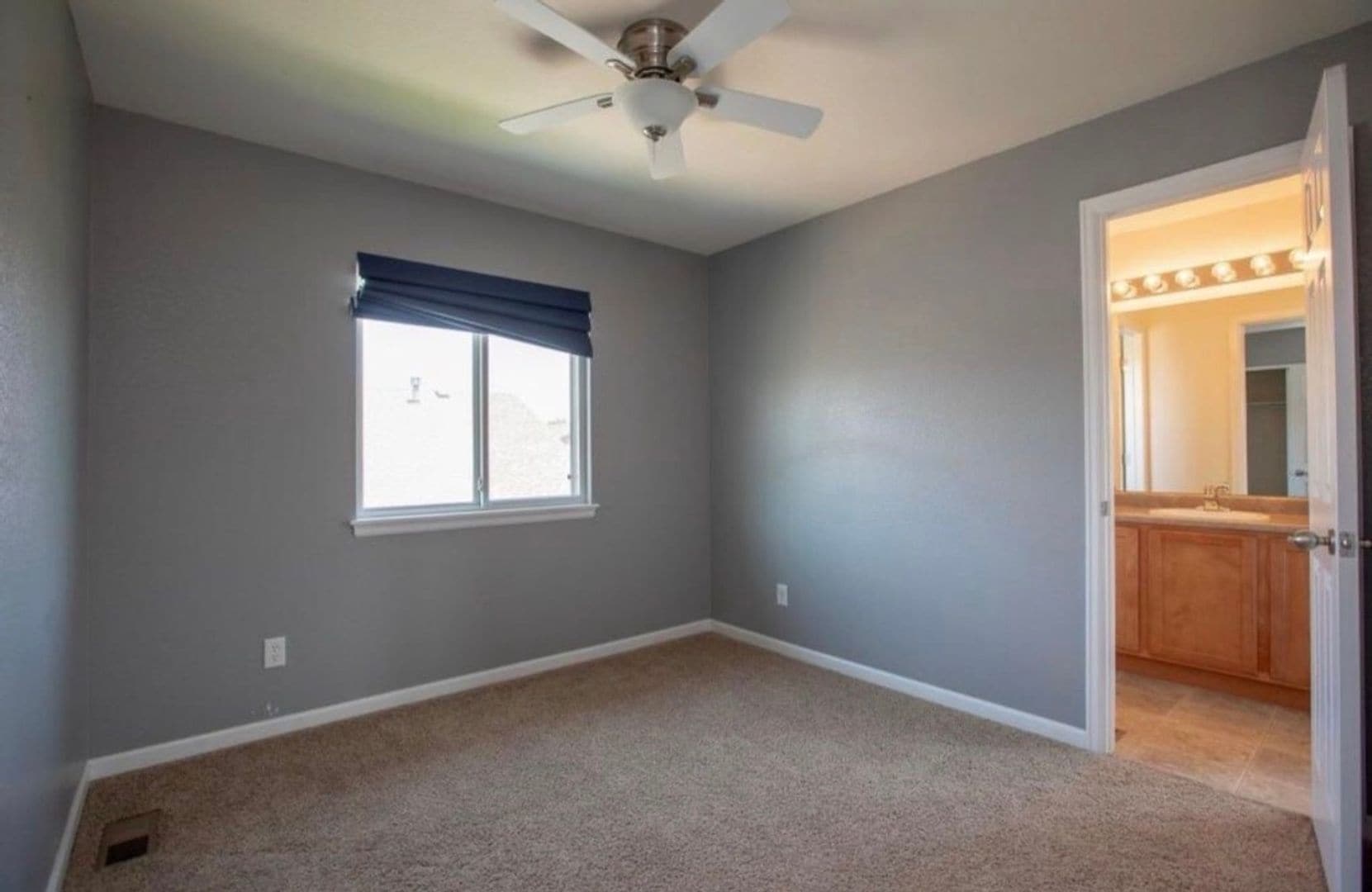 Building Photo - 6281 Sea Gull Cir