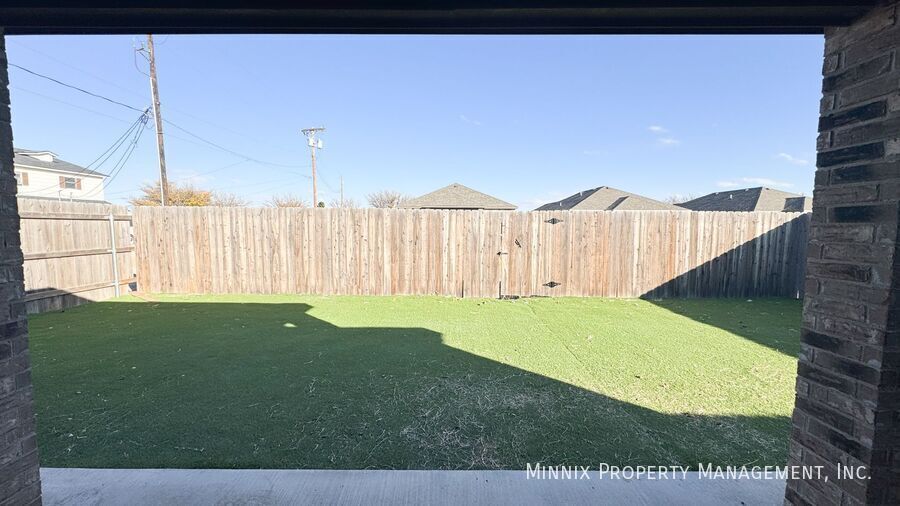 Building Photo - 2520 N Ave O