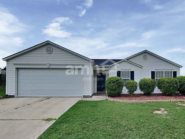 Building Photo - 208 Winding Willow Trl