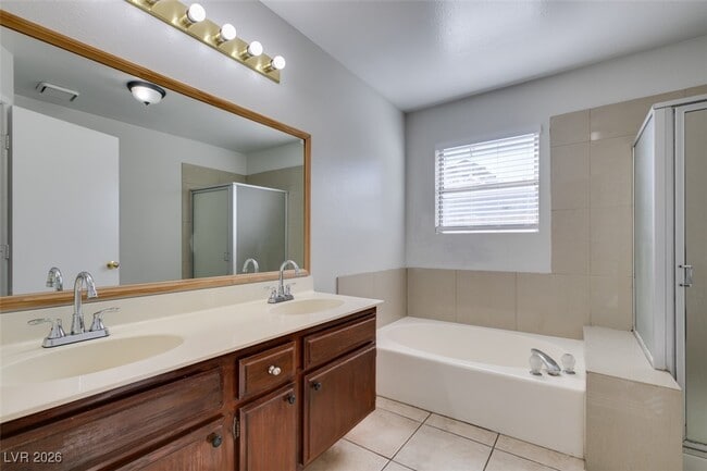 Building Photo - 6391 Chisos Dr