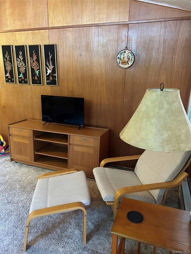 Building Photo - 14 Ann Ln