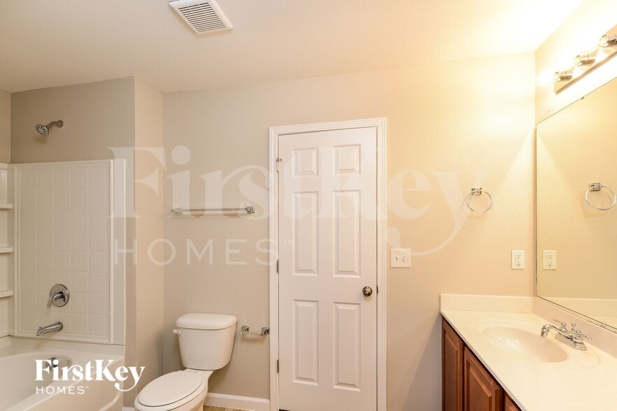 Building Photo - 3813 Shepway Loop