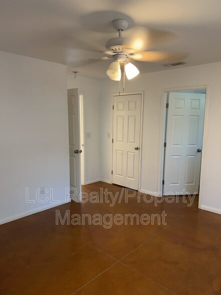 Building Photo - 21380 Olive St