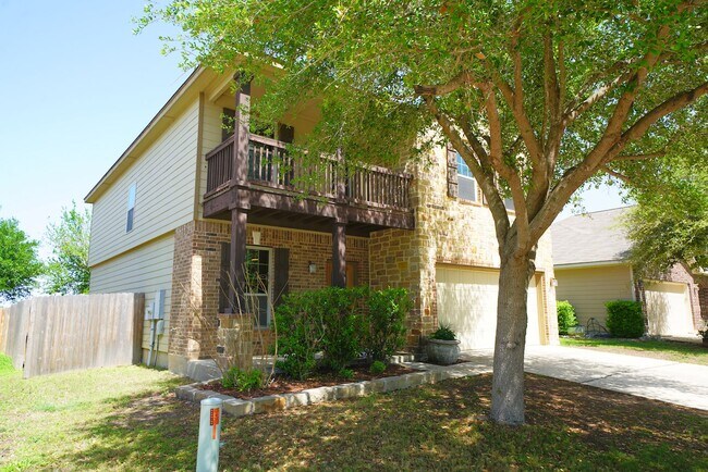 Building Photo - Great 4 Bedroom Home Now Available in Cibo...