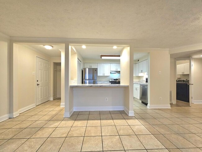 Building Photo - 8386 Brockham Dr
